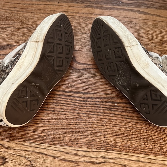 Metallic Brown Converse Size 7 Women's - Picture 6 of 6